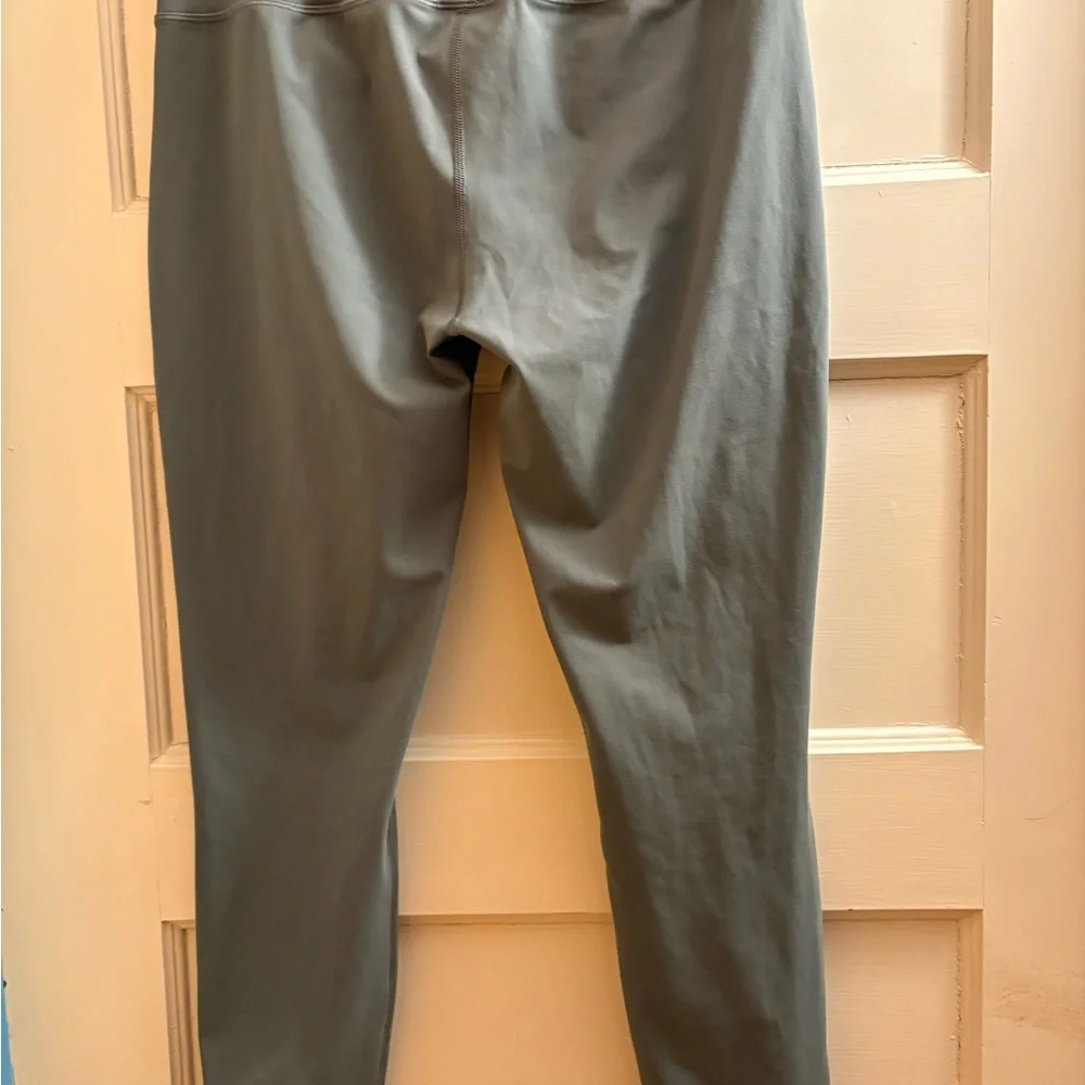 Vuori daily leggings Marsh size XL - Picture 2 of 4